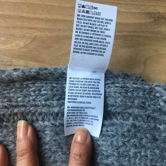 American Eagle Outfitters Cable Knit Sweater Vest Women’s M Heather Grey… - Picture 7 of 16